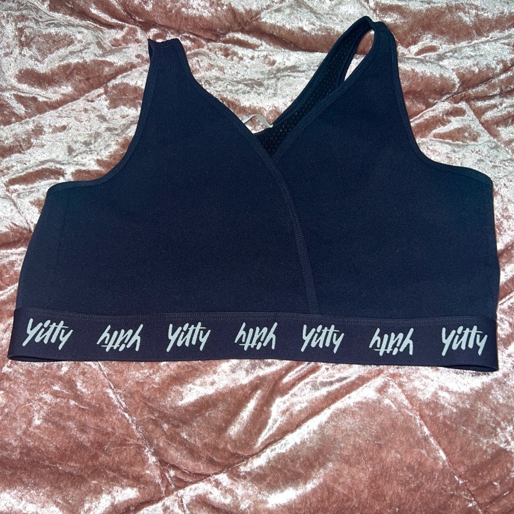 YITTY Black Bralette with V-Neck and Wide Straps